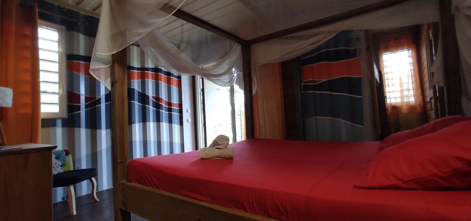 Home Container Resort Feu Sainte-Rose Homestay