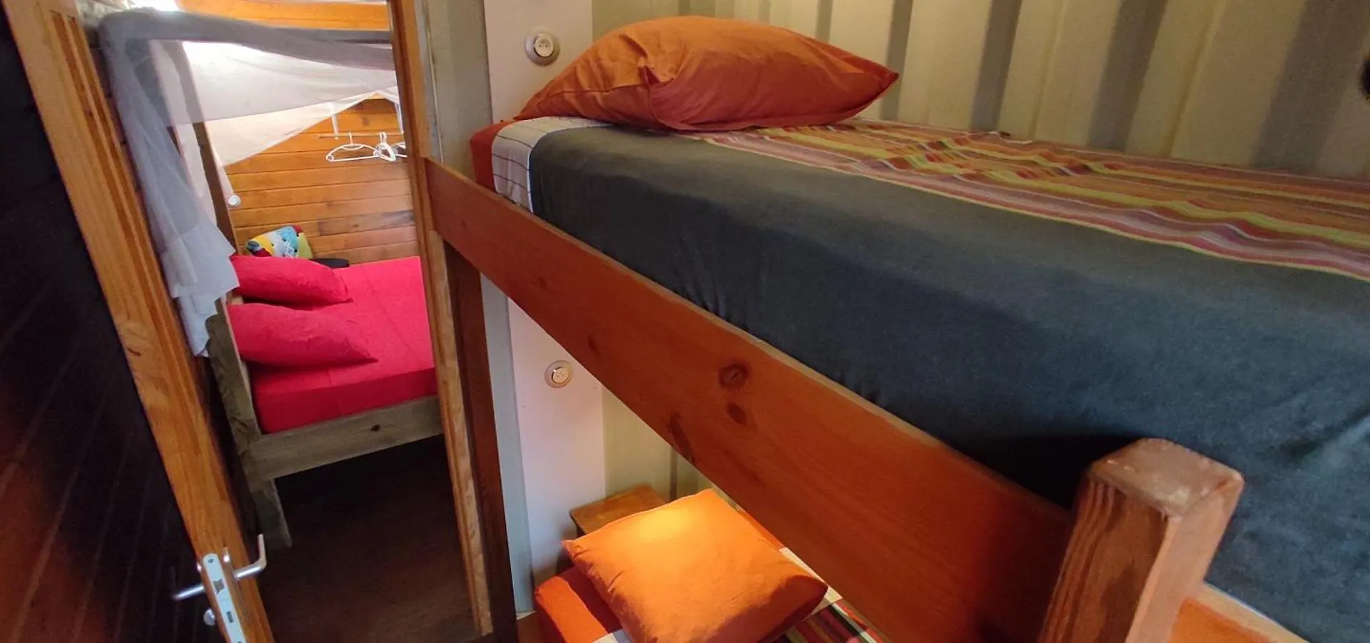 Home Container Resort Feu Sainte-Rose